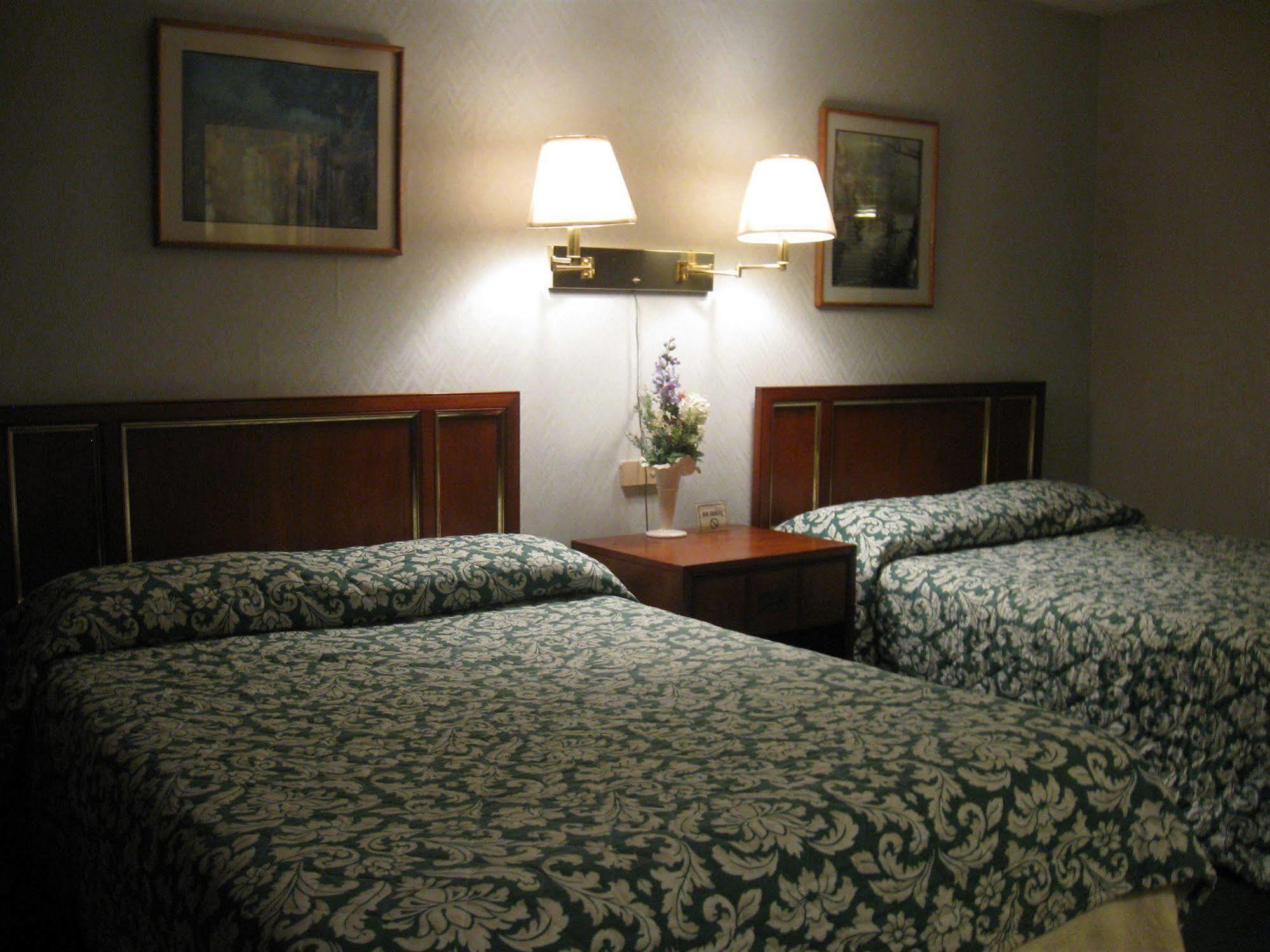 Beaver Lake Lodge Rogers Extérieur photo